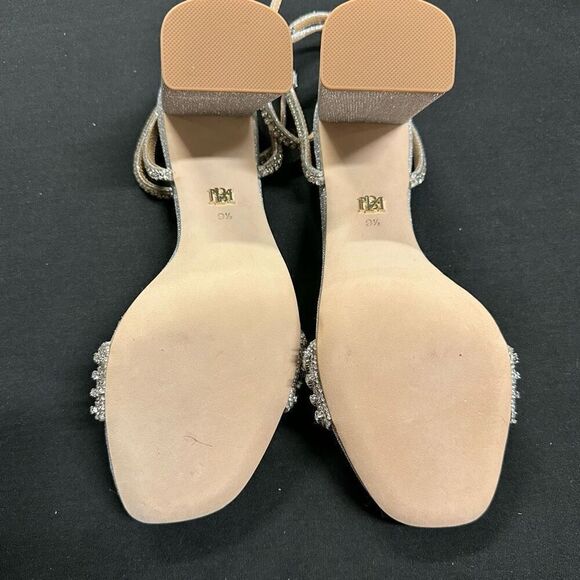 New Badgley Mischka Becca Silver Rhinestone Bedazzled Heeled Sandals 9.5 - Picture 6 of 8